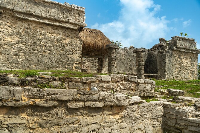 4x1: Coba, Cenote, Tulum and Playa del Carmen Tour from Cancun - Stop 4: Playa del Carmen on 5th Avenue for shopping and people-watching