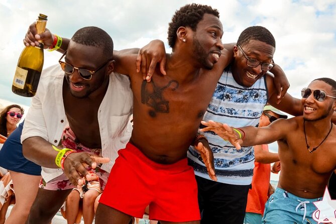 Adults only Hip Hop Sessions Boat Party Cancun - Practical Tips That Make the Cruise Better