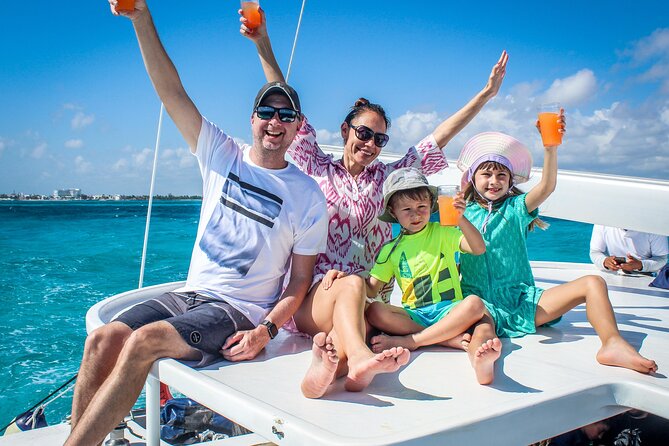 Cancun All Inclusive Catamaran Tour to Isla Mujeres - Spinnaker and weather reality checks