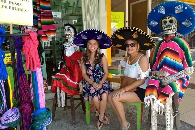 Cancun City Sightseeing and Shopping Tour on a Double Decker bus - Plaza 28 shopping time: souvenirs with personality and pressure