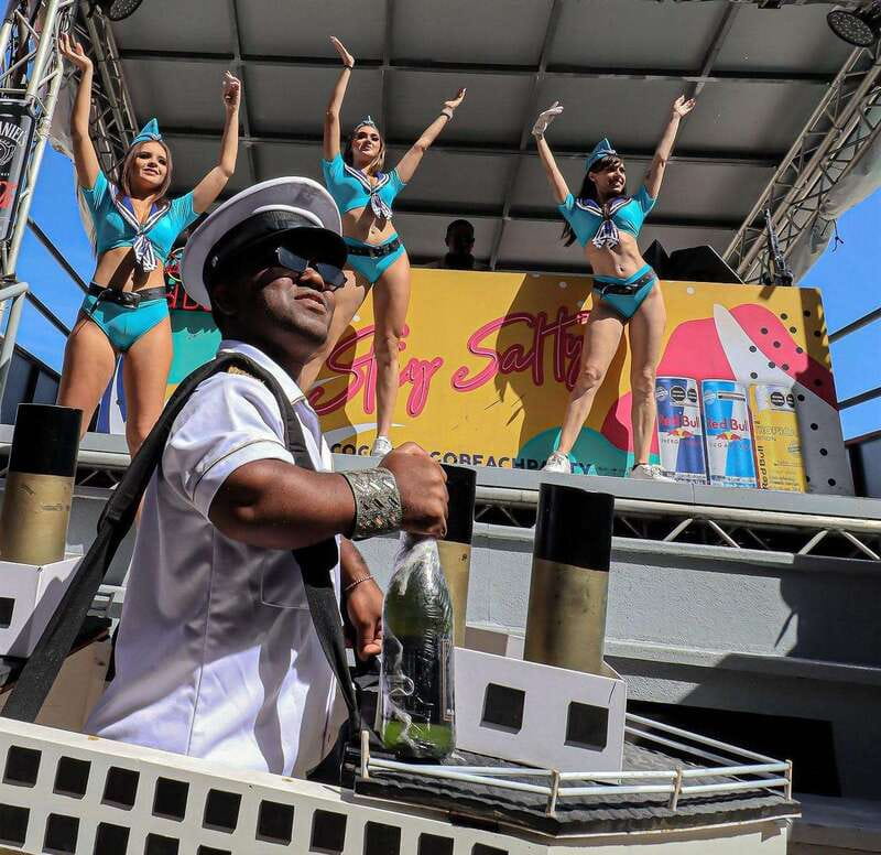 Cancún: Coco Bongo Beach Party Experience - The Upsell Reality: Tables, Upgrades, and How to Keep Control