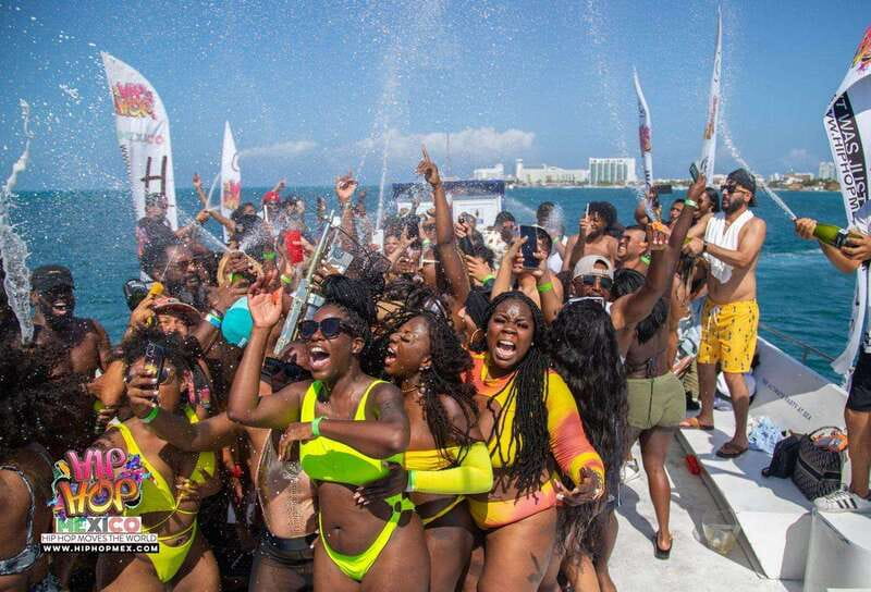 Cancun: Hip Hop Sessions Party Boat Cruise - Photos, Snacks, and the Small Details That Shape the Mood