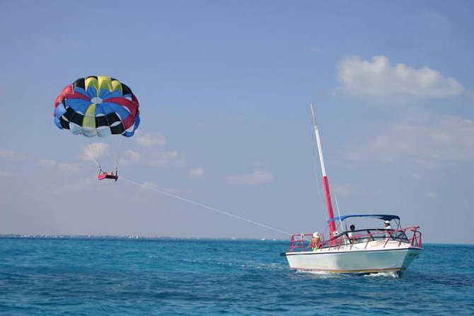 Cancun Parasailing Adventure - Getting to the Meeting Point Near Fiesta Americana Villas