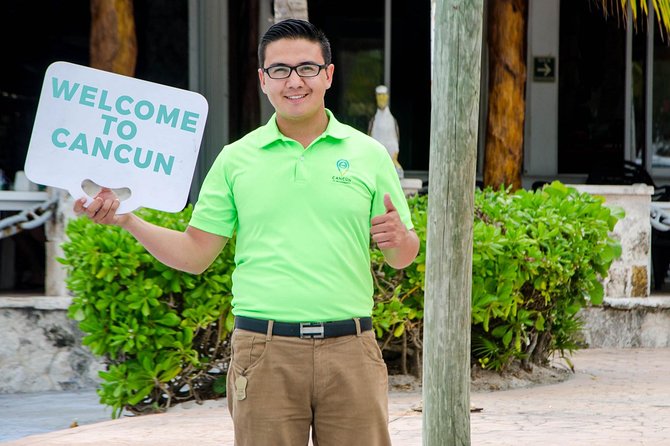 Cancun Private Round trip Airport Transfer - The Biggest Risk: Finding the Right Person at a Busy Airport