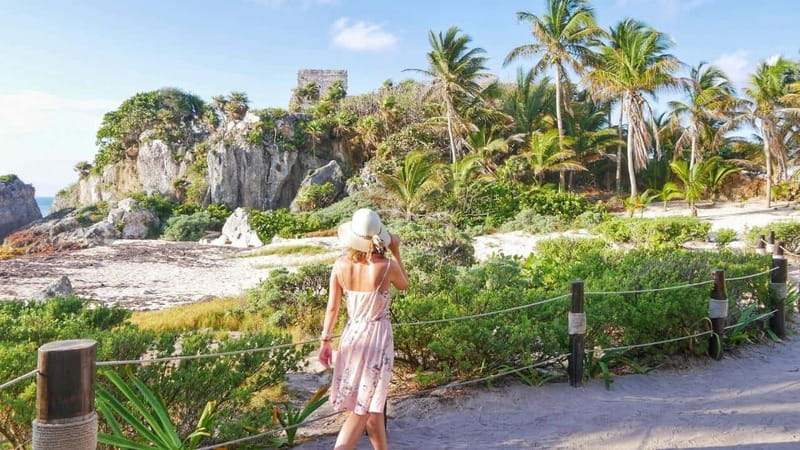 Cancun/Puerto Morelos: Tulum, Cenote & Playa del Carmen Trip - Playa del Carmen: Boutique Browsing and Beach-Town Energy