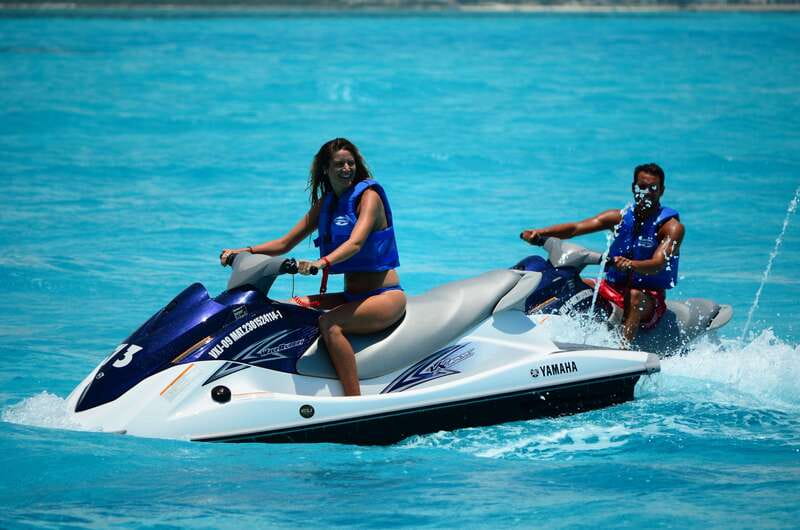 Cancun: Waverunner in Nichupte Lagoon - How the 30 to 60 Minute Ride Feels Once You Hit the Water