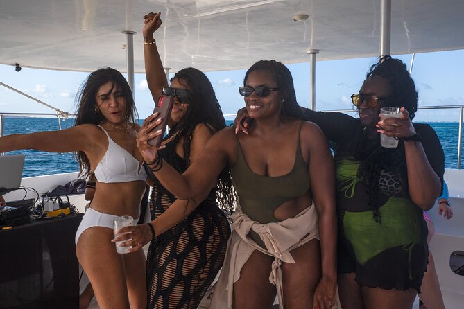 Catamaran Booze Party With Open Bar in Cancun - How Crowded It Feels: Up to 100 People on One Catamaran