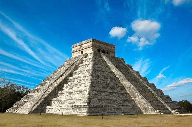 Chichén Itzá Ancestral Tour from Cancún with Cenote - Valladolid: a quick colonial hit with great photo energy
