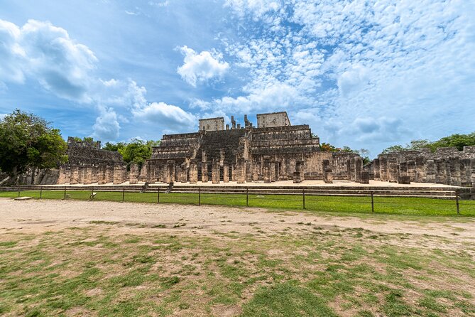 Chichén Itzá Ancestral Tour from Cancún with Cenote - Lunch, drinks, and staying hydrated in real heat