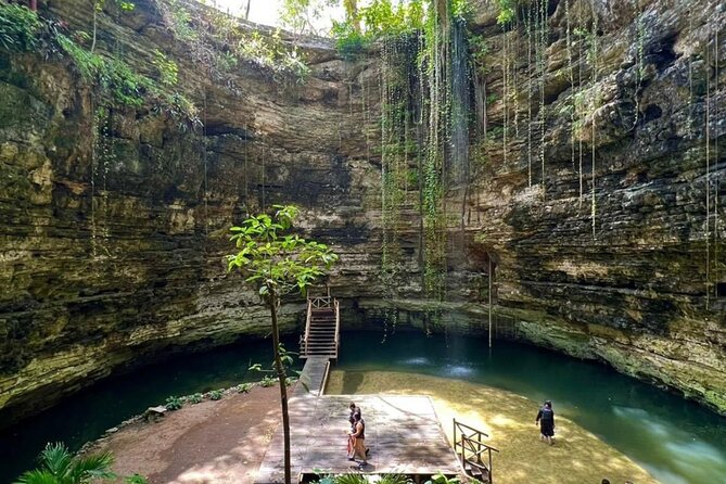 Chichen Itza, Cenote, and Valladolid Tour - Guide + Bus Time: How Much Is Explained vs. Explored