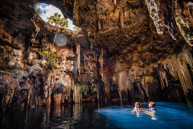 Chichen Itza Deluxe Guided tour with lunch - Valladolid lunch break: Yucatecan buffet + a real town stroll
