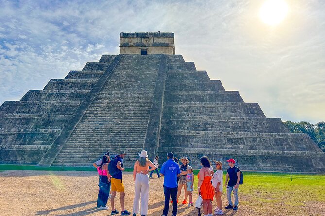 Chichen Itza Early Access All Inclusive: Hotel Pick up & All Fees - Lunch, drinks, and shopping stops: manage the expectations