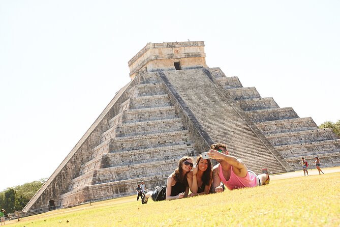 Chichen Itza Gastronomic, Valladolid and Cenote Extremo - Early morning pickup from Cancun, then straight into Mayan time
