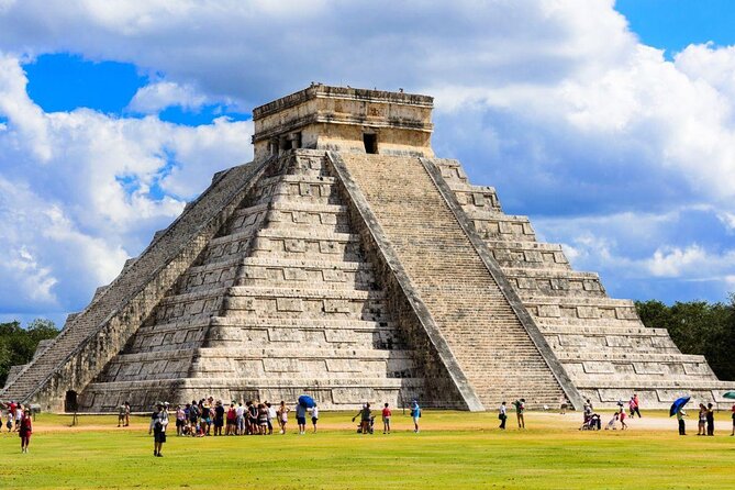 Chichén Itzá Tour with Cenote Xunáan, Valladolid & Lunch - Key things to know before you go