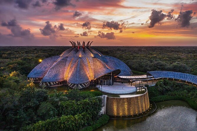 Cirque du Soleil JOYÀ Admission Tickets - Food and service: what to expect from the meal options