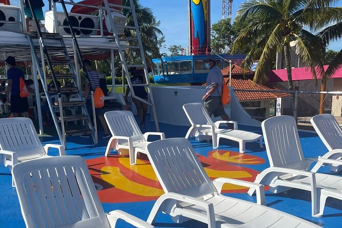 Dancer Cruise Isla Mujeres Snorkel Food and Drinks Included - Morning on board: breakfast, rules, and crew energy