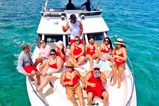 Deluxe Yacht 48FT with FlyBrige Rental in Cancun - Routes by the Hour: Nichupte Lagoon to Playa Norte