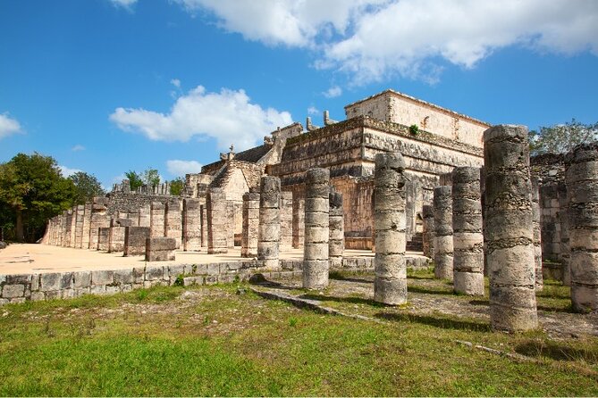 Early morning Chichen Itza Tour: Cenote and Tequila Tasting - Chichén Itzá: guided context plus your own 60-minute walk