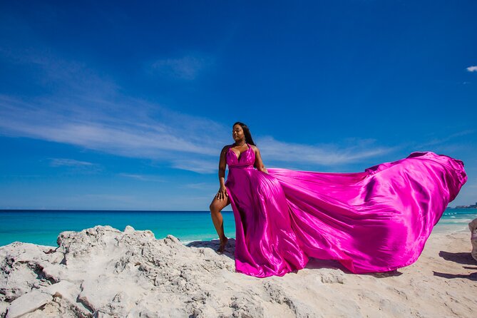 Flying dress photoshoot cancun - Dressing on a Public Beach: Comfort Tips That Matter