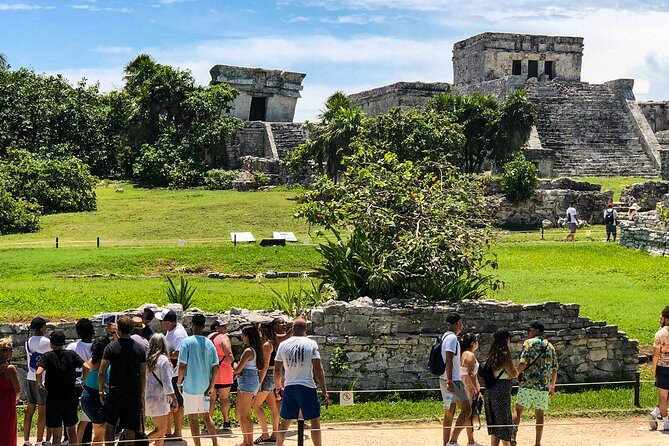Full Day Tour to Tulum, Cenote Mariposa and Playa del Carmen Eco - Playa del Carmen’s Quinta Avenida: Your Two-Hour Break From the Bus