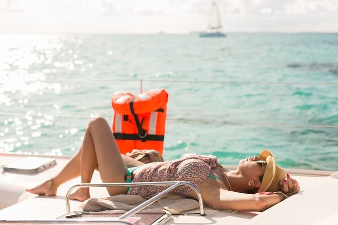 Isla Mujeres Catamaran Tour with Snorkel, Open bar and Transport - Meeting at Playa Tortugas: timing that actually matters