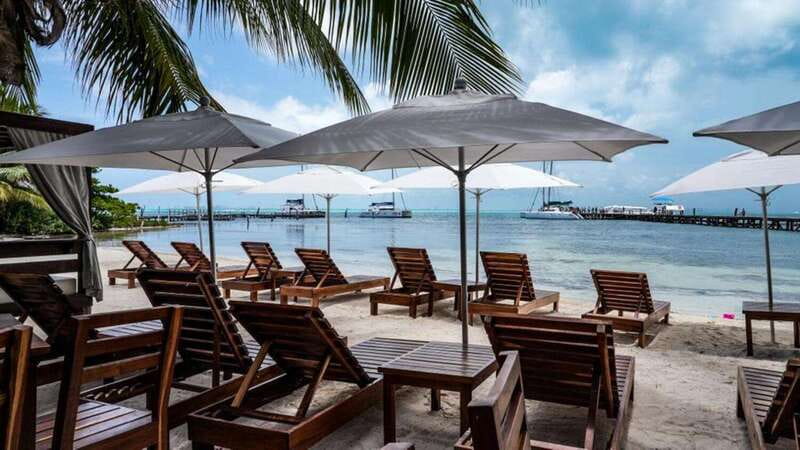 Isla Mujeres: Catamaran with Open Bar, Snorkeling and Lunch - Exploring Isla Mujeres: Free Time and the Golf Cart Shortcut