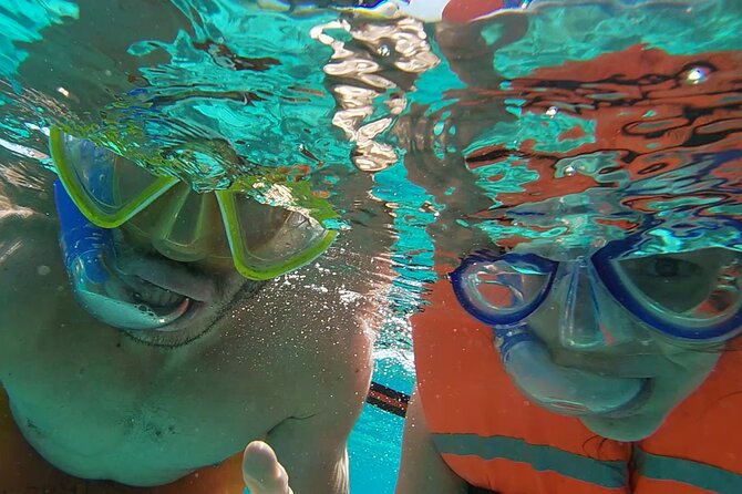 Isla Mujeres: Snorkeling Adventure at the Underwater Museum - El Farito Reef: boat-only snorkeling with coral and fish