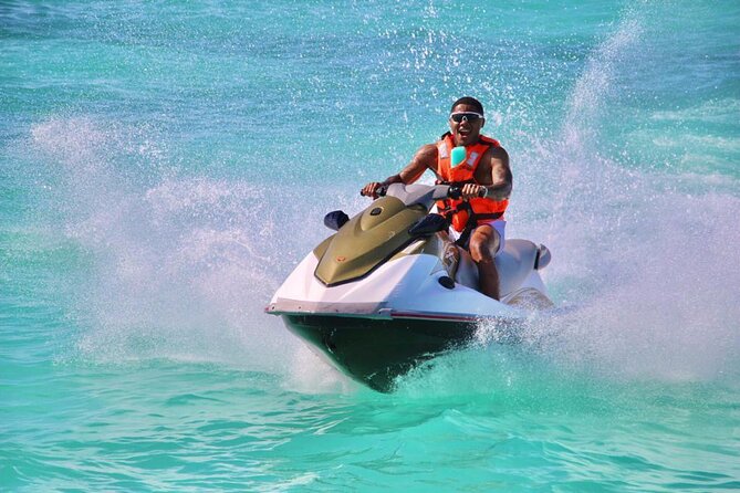 Jet Ski Rental in Cancun for 2 People - Entering Calle Sunset Marina: Getting Oriented Fast