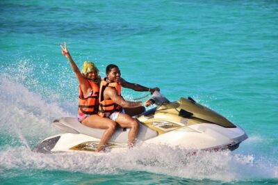 Jet Ski Rental in Cancun for 2 People - Price and Logistics: How $95 Works for Two