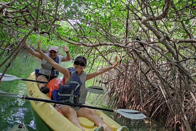 Kayak TOUR POR Laguna Nichupte Cancun - Boats, currents, and the “right kind of effort”