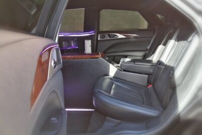 Lincoln Strecth Limousine with Wi Fi on board - Terminal-by-terminal pickup: exactly where to stand