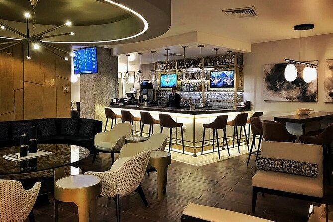 Mera VIP Lounge at Cancun International Airport - Food, open bar, and how to avoid drink surprises