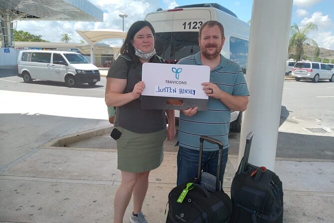 Private Airport Transportation in Mexico - Getting Your Bags Unloaded: Small Help That Saves Real Time
