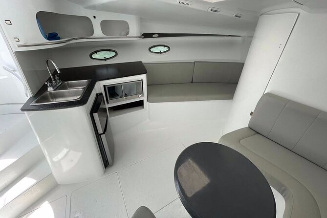 Private Cancun Yacht Tour 42ft up to 8 pax - Who This Private Yacht Charter Fits Best