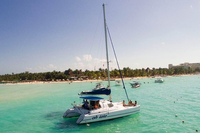 Private Catamaran from Cancun to Isla Mujeres | For up to 25 ppl - Open bar and crew service: where the day gets better