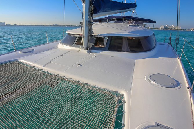 Private Catamaran from Cancun to Isla Mujeres | For up to 30 pepl - Price and value: how the math works for a private group