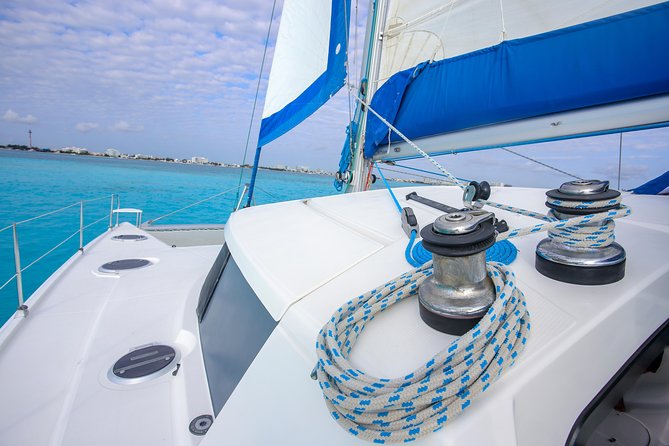 Private Catamaran from Cancun to Isla Mujeres | For up to 30 pp - Price and The 15-Person Split That You Should Plan For