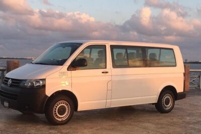 Private Transfer Cancun-Playa del Carmen/Ferry/Puerto Aventuras - Pickup that saves your sanity: terminal signs, flight matching, and wait limits