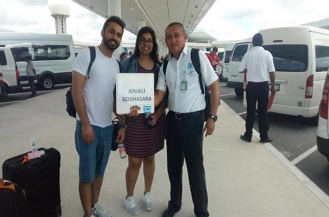 Private Transportation Hotel Zone Cancun- Airport - On the Road: What the Ride Includes (and What It Doesn’t)