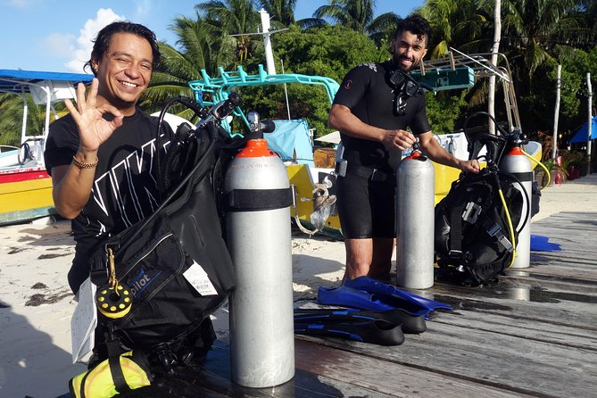 Scuba diving at MUSA the underwater museum for certified divers - Who this scuba outing suits best in Isla Mujeres