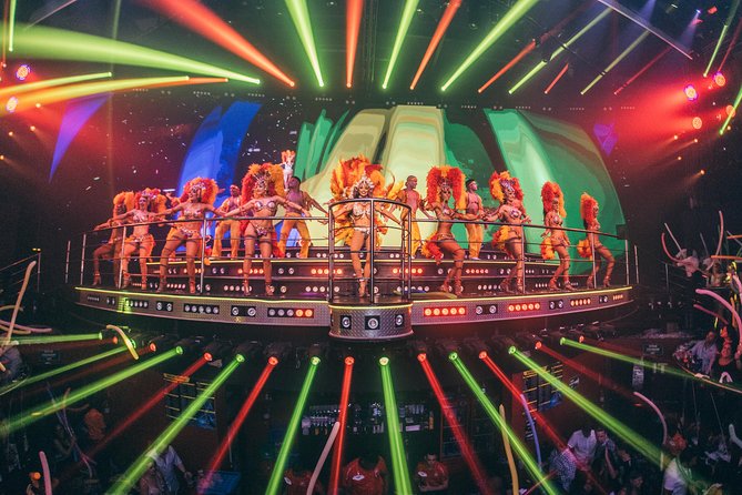 Skip the Line: Cancun Coco Bongo Regular Entrance Ticket - Multi-Level Seating vs. The Standing Floor Reality
