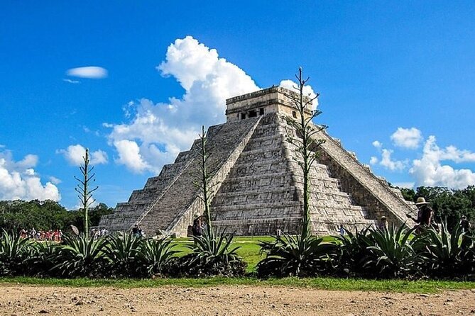 Small Group Tour to Chichen Itza, Cenote and Ekbalam from Cancun - Cenote Hubikú Swim and Buffet Lunch on the Clock