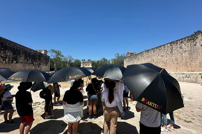 Tour to Chichen Itza-Tickets, food and cenote - Valladolid: history without the all-day pressure