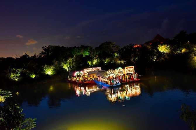 Xoximilco Ticket: Boat Fiesta, Traditional Tasting & Tequila Bar - Photo Stops, Souvenirs, and the “Party Boat” Reality