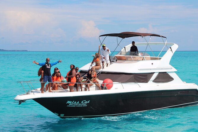 Yacht 48ft Rental in Cancun for up to 15 people - 2, 4, or 6 hours: pick the right version of this day